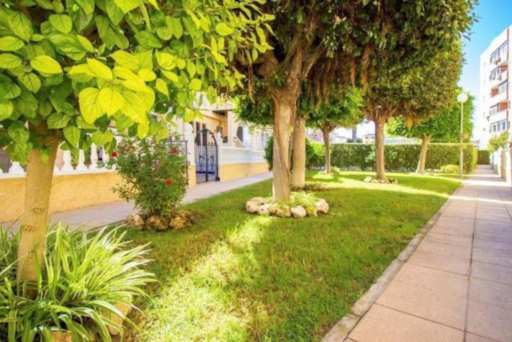 Villa Magerit, Entire Home 5 Minutes Easy Walk To Sandy Beach ลามาตา ภายนอก รูปภาพ